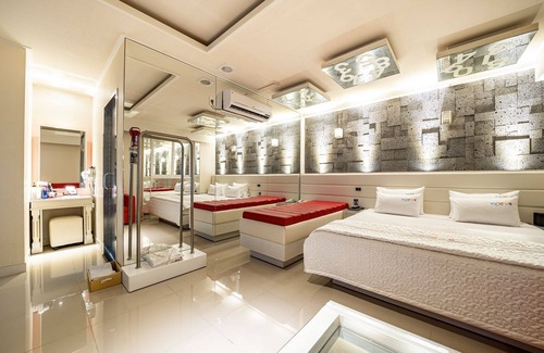 Jung-Gu Hotel | Ulsan Seongnamdong Saetbyeol