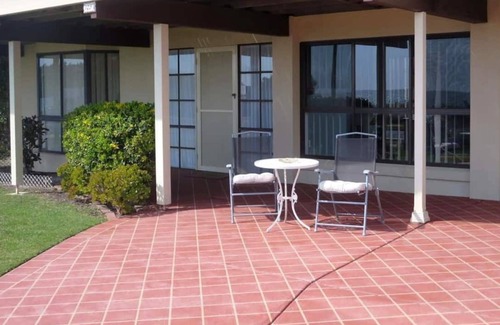 Safety Beach House | ULTIMATE BEACH FRONT HOLIDAY !