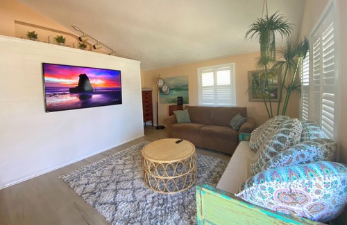 Vilano Beach Apartment | Ultimate Beach Staycation! 1 Block to Private Beach & 5 Min to Downtown St Aug!