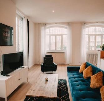Besancon Apartment | Ultimate Comfort ! Jacuzzi & Sauna.