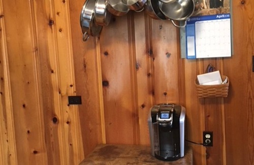 Jamestown Cabin | Ultimate Getaway Lake Cumberland, Great Location, easy access to water