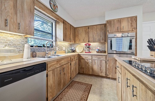 Brooksville House | Ultimate Horse-Friendly 4BR Home with Private Pool, Stables, & Access to Withlacoochee horse trail