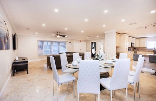 South Lake Villa | Ultimate Luxury 5BR Villa near Hollywood Beach