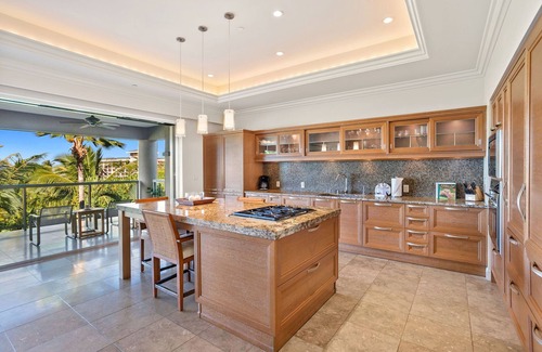 Wailea Villa | Ultimate Luxury Chef's Kitchen Soaking Tub and Private Lanai in Stunning Villa!