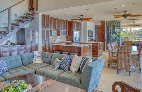 Kihei Condo | Ultimate Oceanfront Luxury-Private penthouse in South Maui-Perfect for families