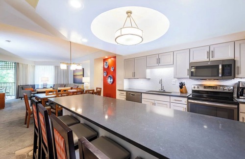 Florida Central Atlantic Coast Apartment | Ultimate Relaxing 3BR Villa at Imperial Palm, FL