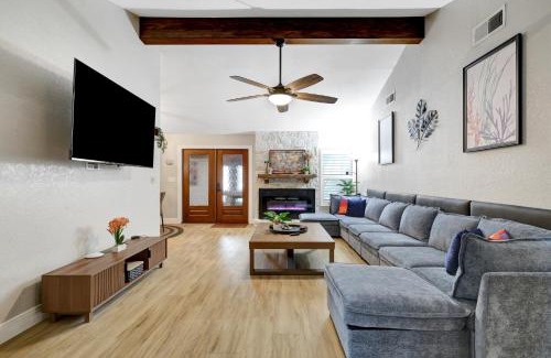 Wetmore House | Ultimate Retreat Game Room Fire Pit Bbq Office