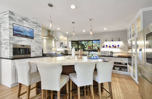 Deer Valley House | Ultimate Ski resort house. 3 minutes to slopes, cafes, shopping. DV Shuttle