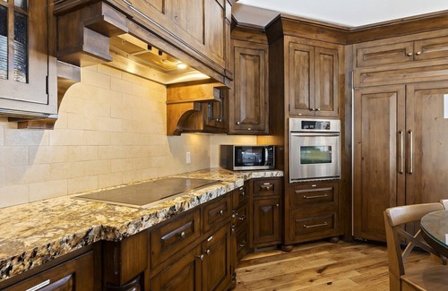 Salt Lake Mountain Resorts House | Ultimate Ski Retreat at Solitude Mountain Resort - Apex Lodge