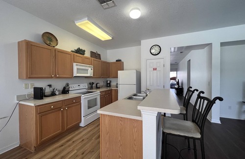 Legacy Park House | Ultimate Vacation Haven: Stay at Our Spectacular Airbnb Home in FL!