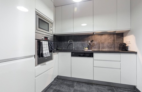 Jean-Medecin Apartment | Ultra Central Large 2 Bdr near Massena Square