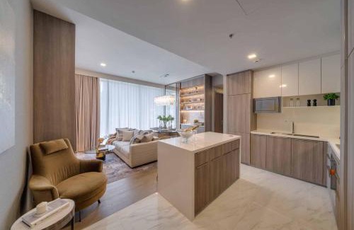Khlong Toei Nuea Apartment | Ultra Classy Designer Central Asok Terminal 21