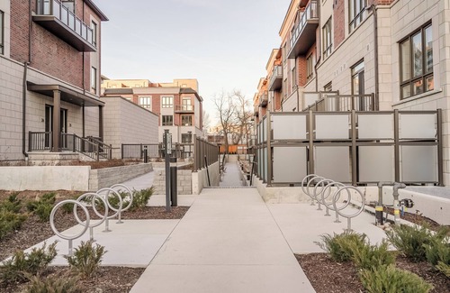 Rathwood Condo | Ultra luxurious 3 BR 2 Bath 1 Parking Toronto Airport And Sq1