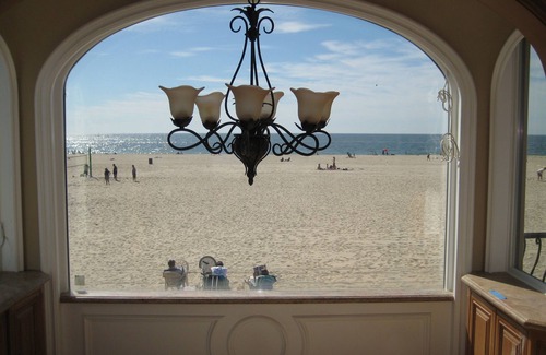 Hermosa Beach Condo | Ultra-Luxurious OCEANFRONT on The STRAND-Enjoy The Beach Life !