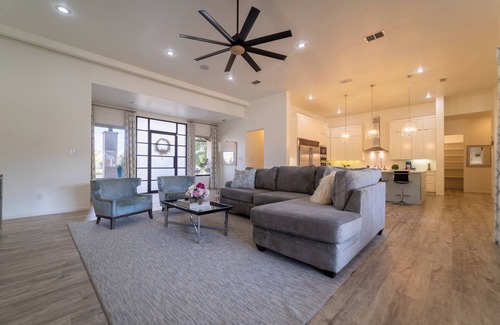 Lubbock House | Ultra Luxury, Pool, Basement, Garage, Hot Tub, in Luxurious Lubbock Neighborhood