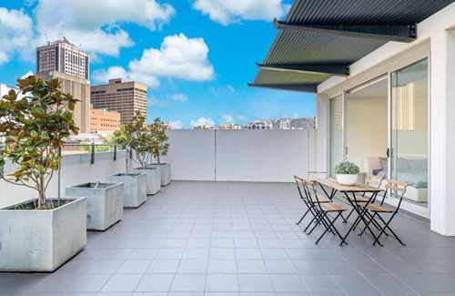Chinatown Apartment | Ultra Moeden CBD Apartment