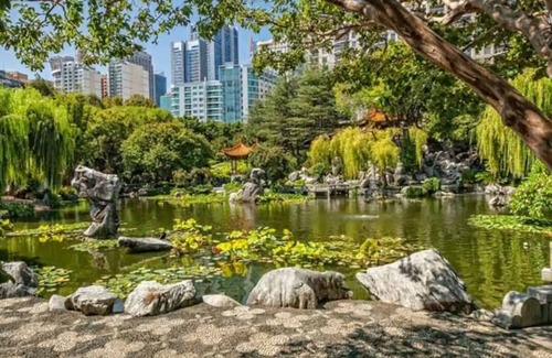 Chinatown Apartment | Ultra Moeden CBD Apartment