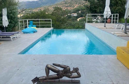 Le Rayol Villa | Ultra-stylish villa, stunning views, fabulous 12m pool. Perfect for families.