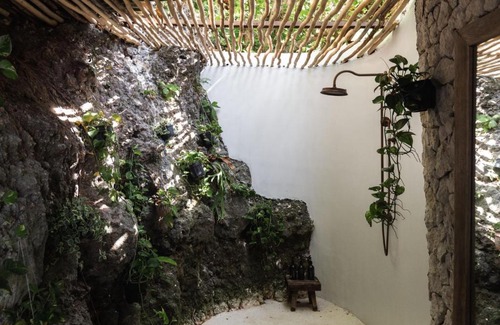 Tanjungbenoa House | Uluwatu surf shack