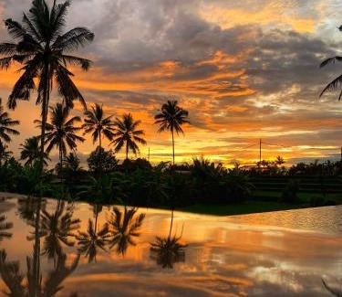 Melayang Hotel | Umah Tirta