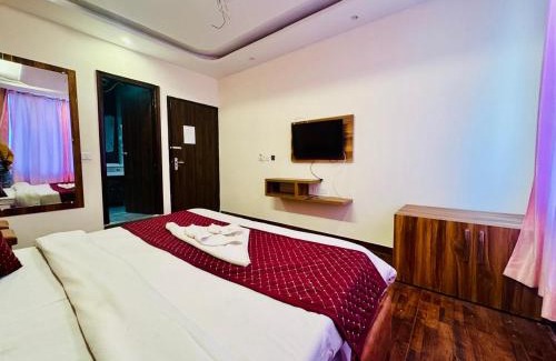 Old Manali Hotel | umar ul yy stay