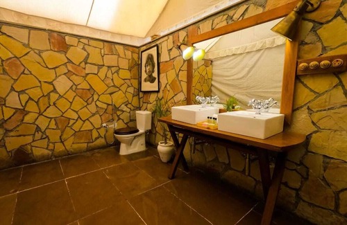 Mandla Resort | Umaria Safari Camp -Kanha National Park