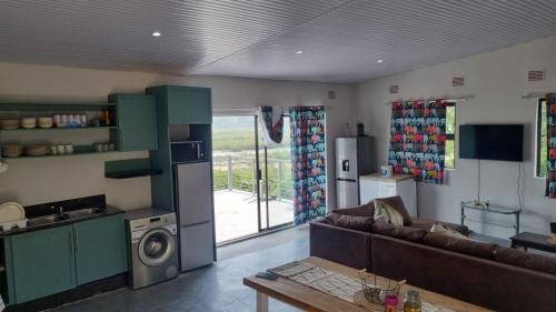 Port St Johns House | UMGAZANA LOOKOUT