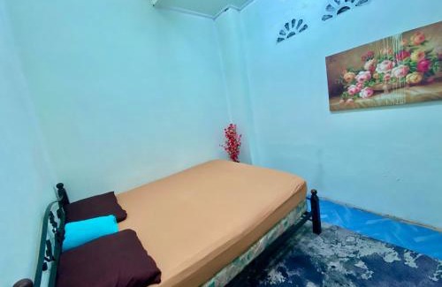 Batu Buruk House | umi homestay batu buruk