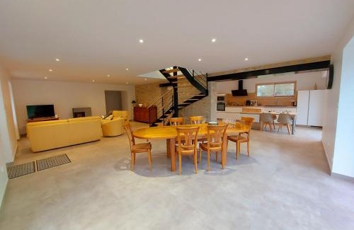 Saint-Pierre-la-Cour House | Un air de campagne