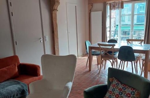 Enclos Apartment | Un Brin de folie dans le centre de Honfleur