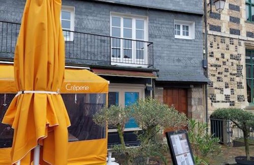 Enclos Apartment | Un Brin de folie dans le centre de Honfleur