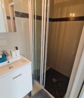 Montfermeil Apartment | Un doux refuge