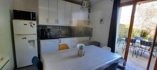 Cheptainville Apartment | Un Havre de Calme - proche Ferme de la Doudou