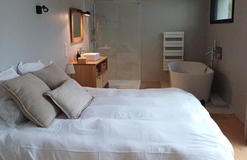 Lorient House | Un jardin en ville - Au calme - Proche des plages
