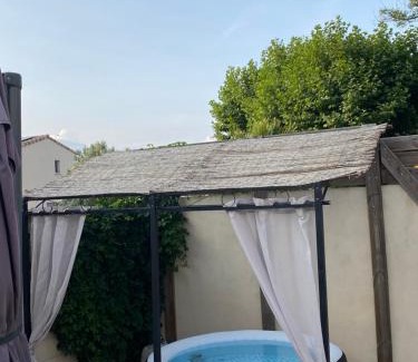 Cabannes House | Un jour en Provence