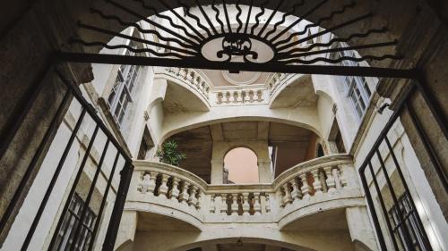 Nimes City Centre Apartment | Un Joyau Occitan by Les Demeures de Rachel