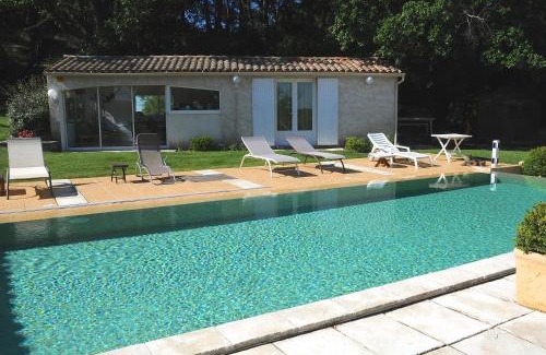 Eguilles House | un lit en provence