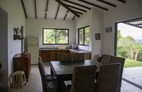 Montenegro House | Un lugar mágico, rodeado de naturaleza