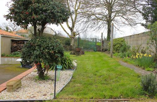 Saint-Maixent-sur-Vie House | Un petit coin de campagne dans le pays de Saint-Gilles