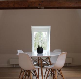 Tilff Apartment | Un Toit sur les Monts