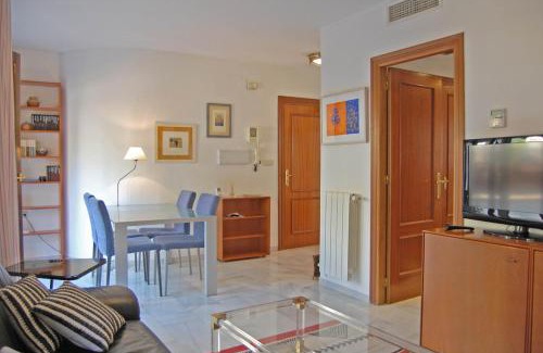 San Pedro Apartment | UN VERGEL AL PIE DE LA ALHAMBRA. Enjoy it now!