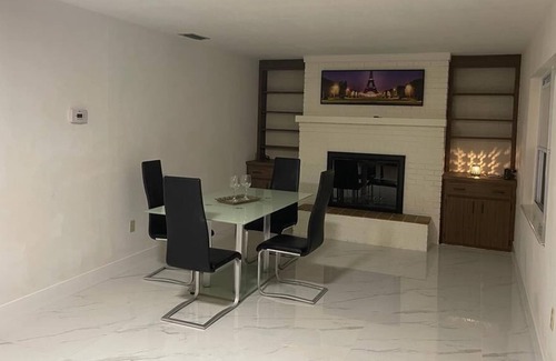 Sebring House | Una bella casa , en las cercanías del lago Jackson a solo 5 min de la propiedad