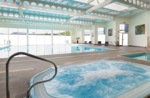 Carbis Bay House | Una, Lodge 70