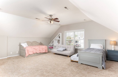 Clarksville House | UNAVAILABLE