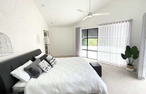 Upper Coomera Villa | Unbeatable Riverfront Luxury Resort Style House