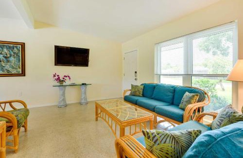 South Bradenton House | Uncle Louies Gulf Coast Gem with Outdoor Oasis