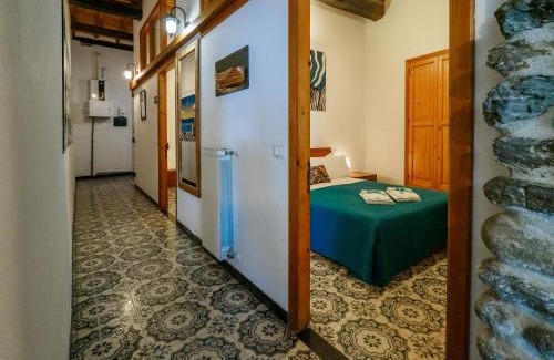 Vernazza Apartment | Unda de Ma Apartment with views and AC