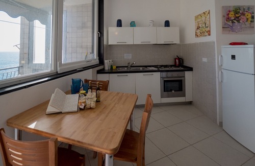 Vernazza Apartment | Unda de Ma Sea View Terrace Apartment