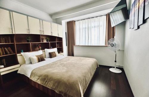 Sector 2 Apartment | UNDE Home