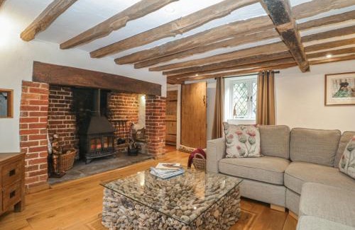 Blandford Forum House | Under Acre Cottage